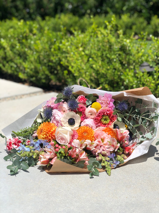 Handwrapped Designer's Choice Bouquet (DELUXE & PREMIUM)