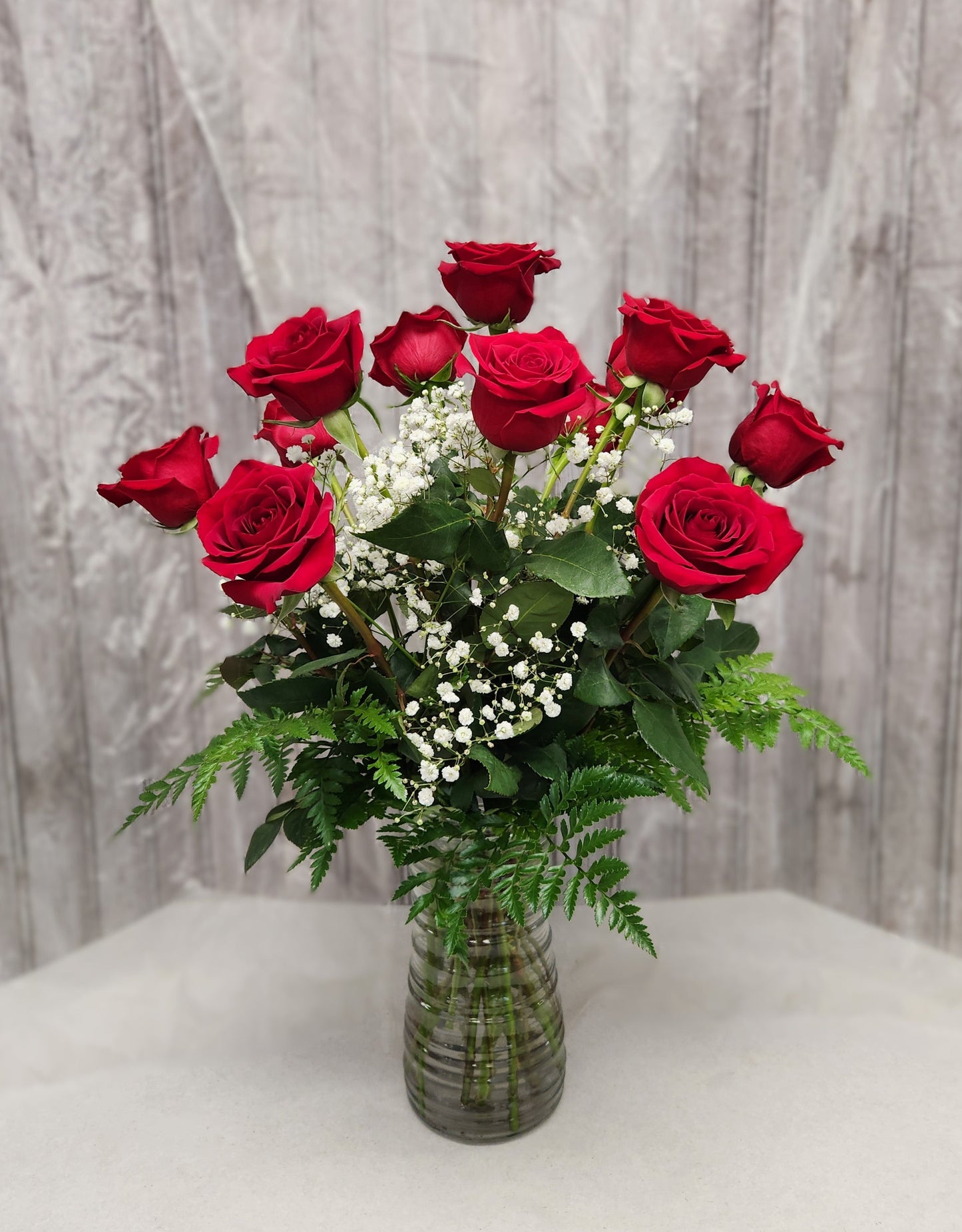 Classic Dozen Roses